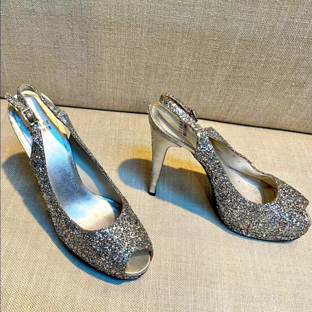 Stuart Weitzman Hells